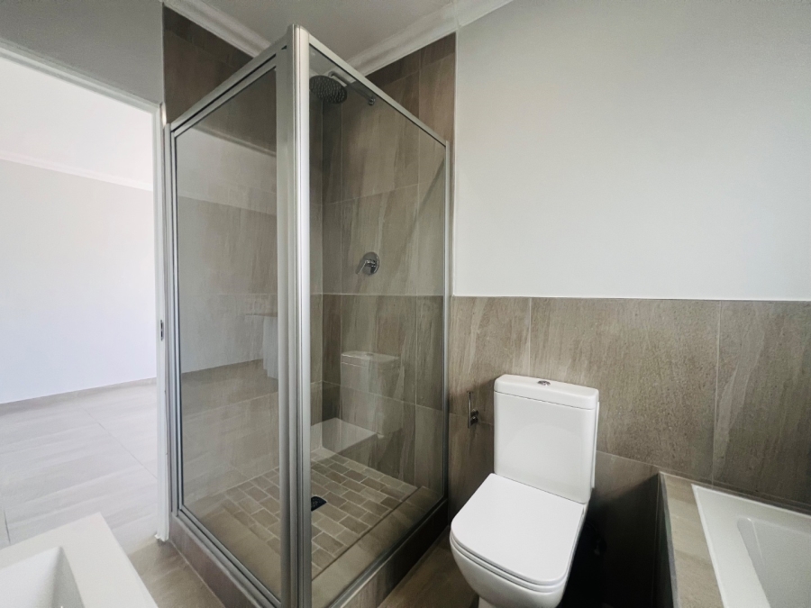 1 Bedroom Property for Sale in Table View Western Cape